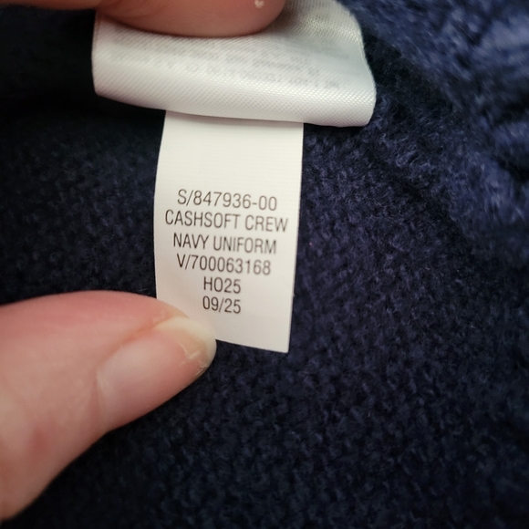 Gap CashSoft Brannan Bear Logo Navy Blue Red Brown Women's Size Small - Picture 7 of 8